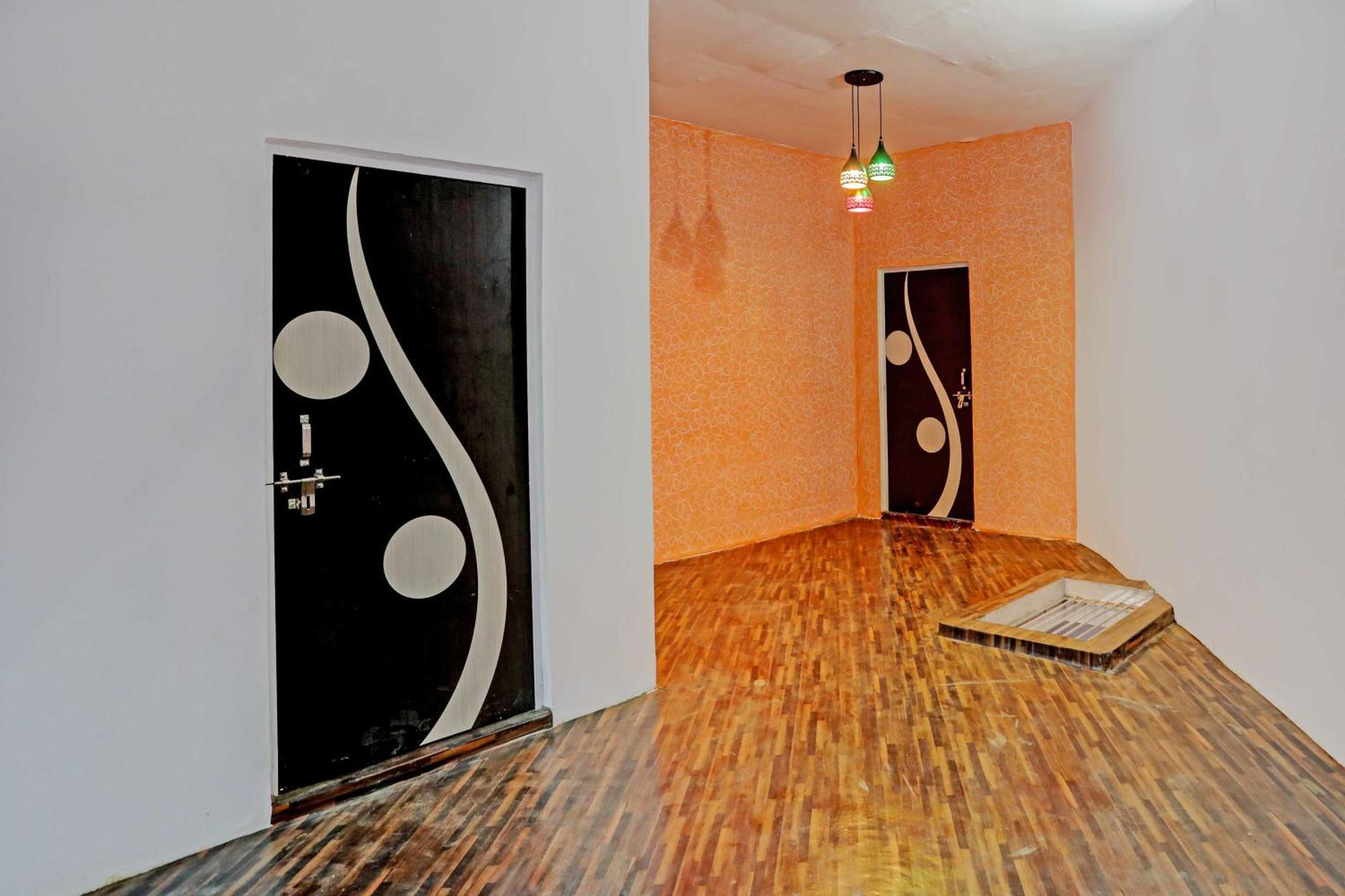 Hotel O Samrat Ghaziabad Zewnętrze zdjęcie