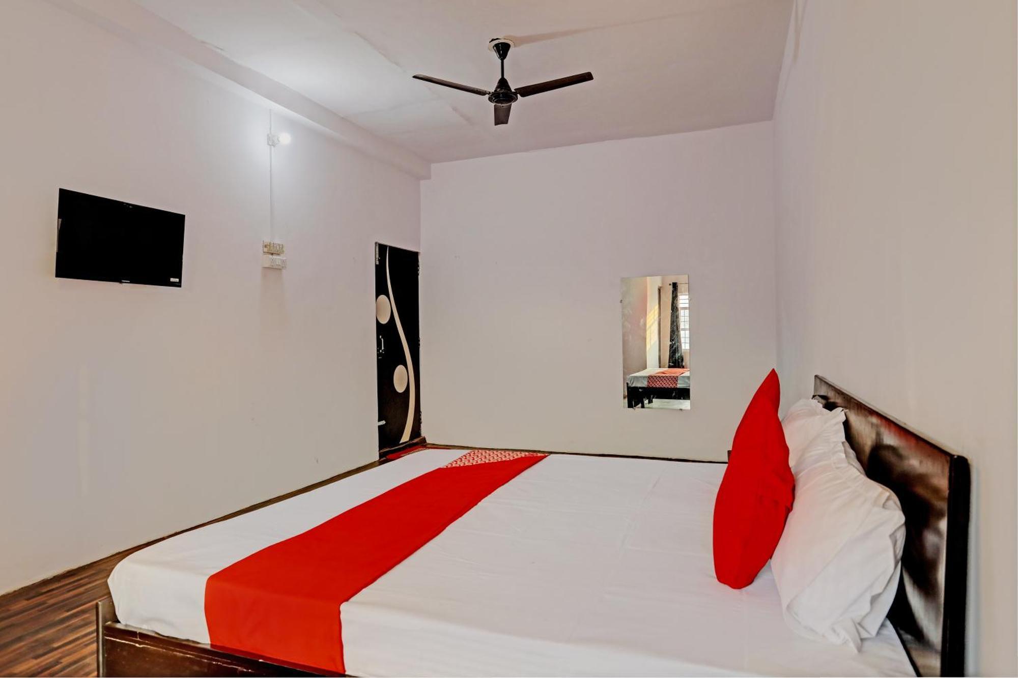 Hotel O Samrat Ghaziabad Zewnętrze zdjęcie